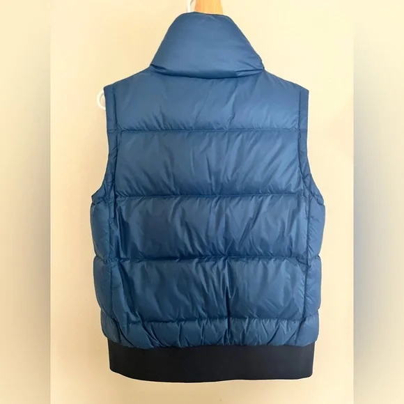 Oiselle Navy Blue Quilted Vest - Picture 2 of 5
